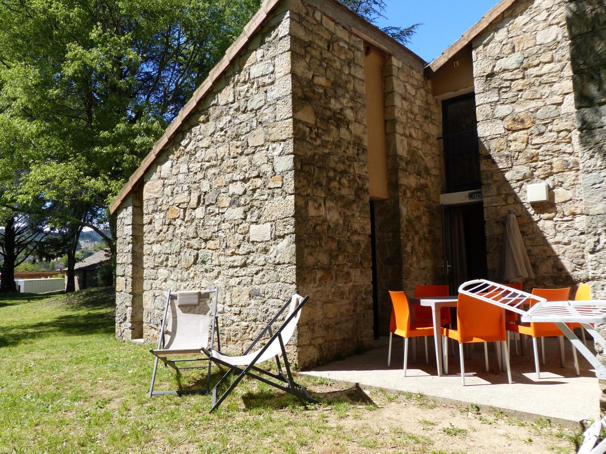 Terres De France - Le Domaine Des Vans Chambonas エクステリア 写真