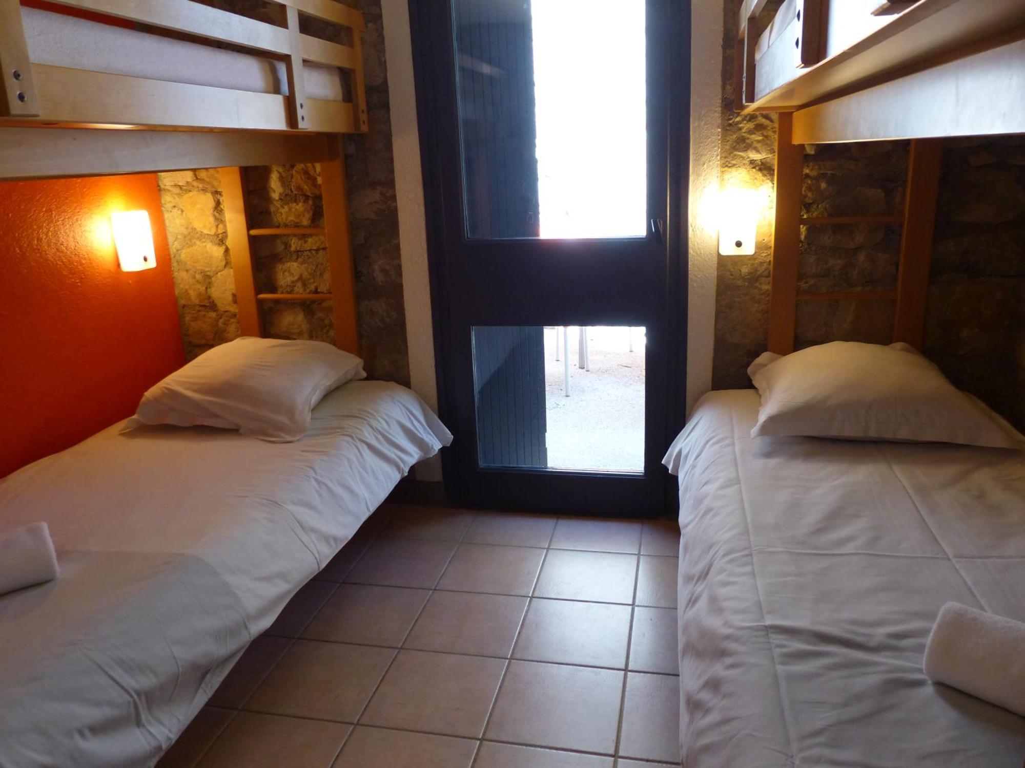 Terres De France - Le Domaine Des Vans Chambonas エクステリア 写真